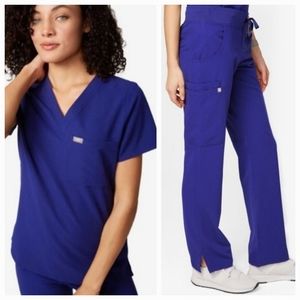 EUC Galaxy / Deep Royal Blue Figs Scrubs Set (M)